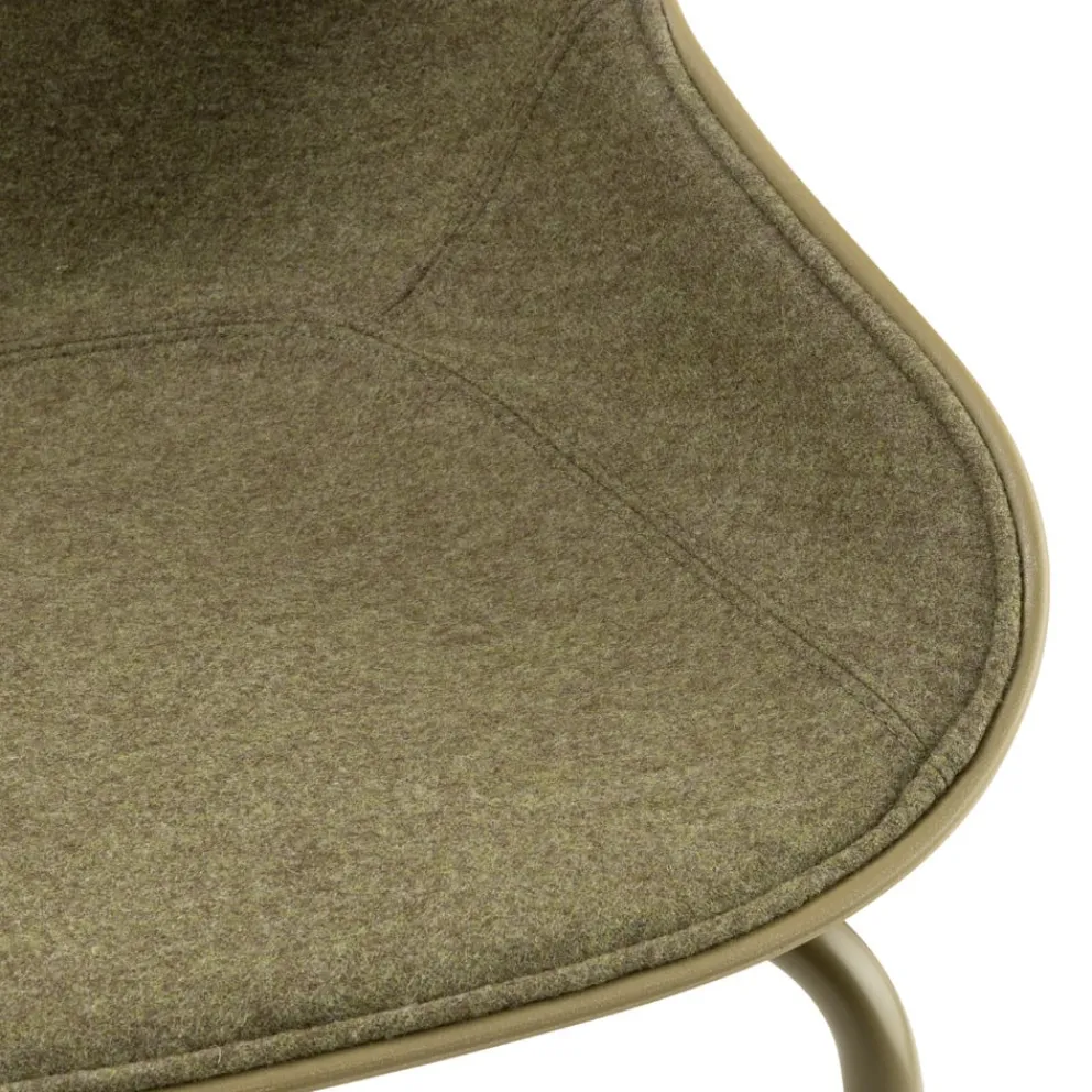 Normann Copenhagen Armlehnstuhl Hyg oliv