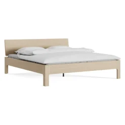 TRINATURA Bett Tawa ahornfarbig