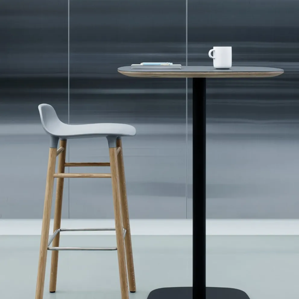 Normann Copenhagen Bistrotisch Form schwarz