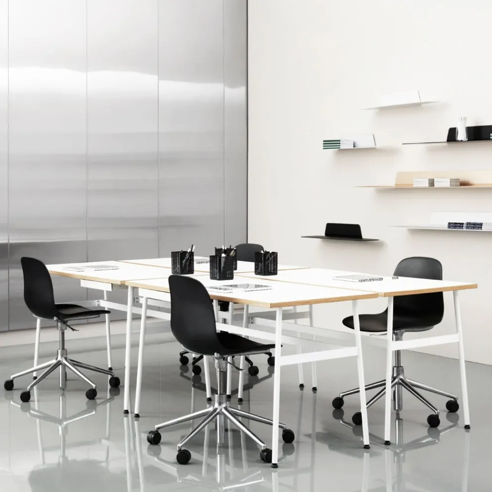 Normann Copenhagen Bürostuhl Form alufarbig, blau New