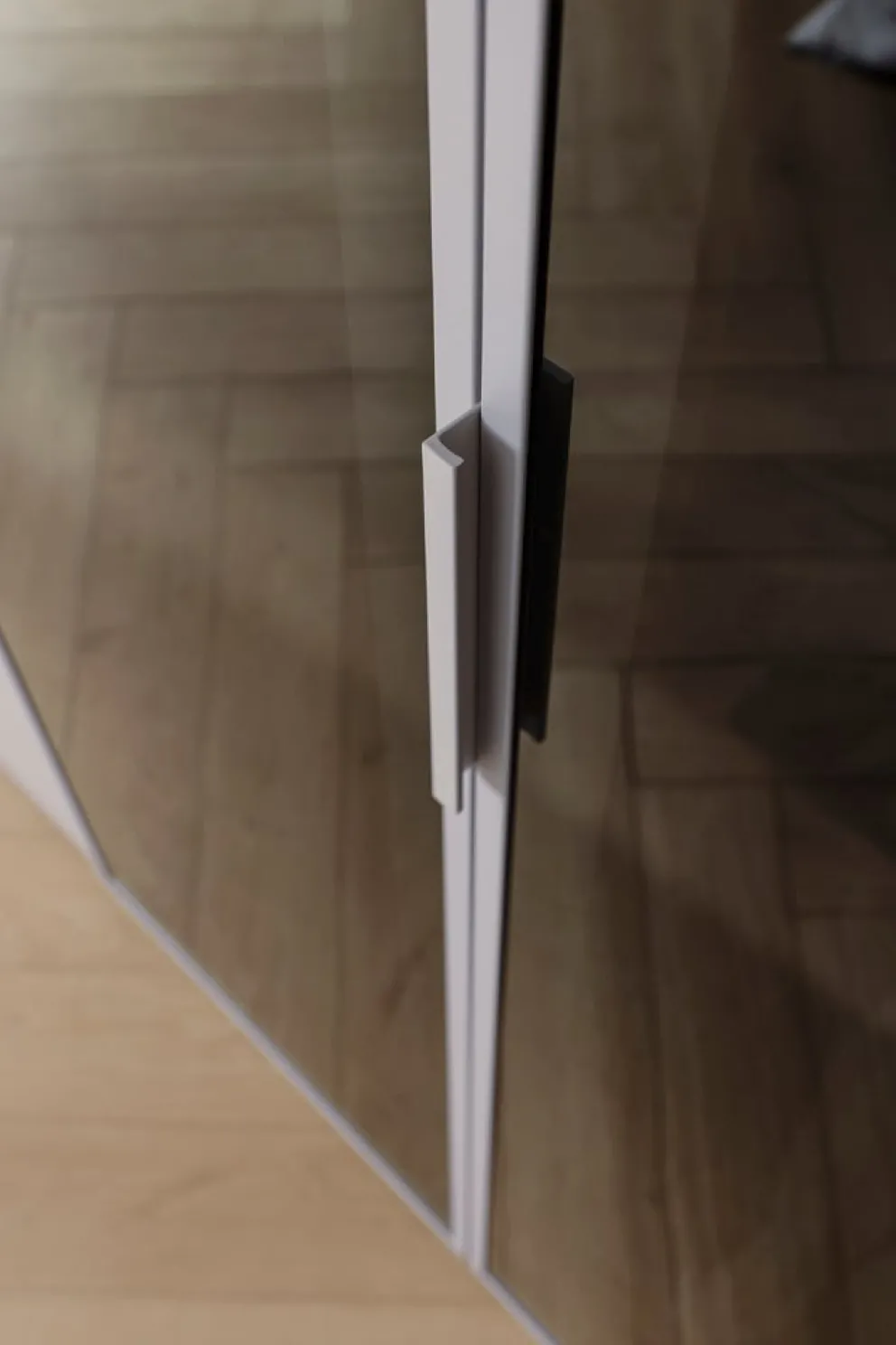 Novel Drehtürenschrank Skat Seidengrau Outlet