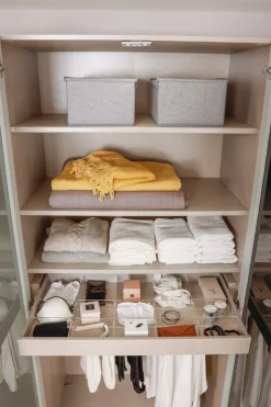 Novel Drehtürenschrank Skat Seidengrau Sale