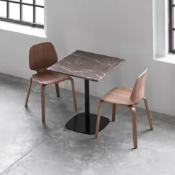 Normann Copenhagen Esstisch Form dunkelbraun Discount