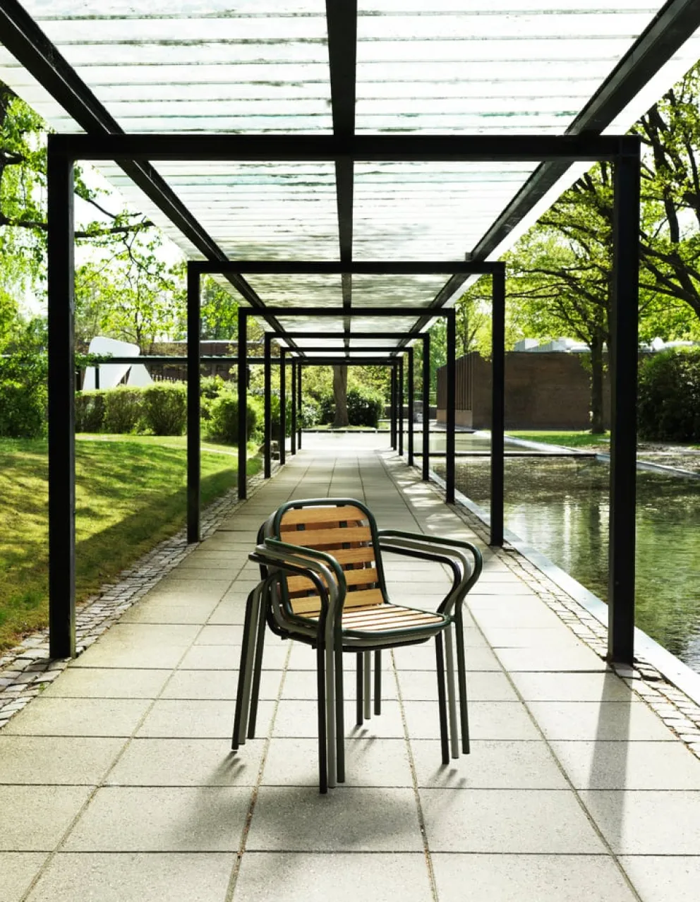 Normann Copenhagen Gartenstuhl VIG braunbeige, dunkelgrün Outlet