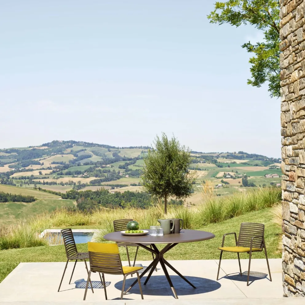 Fast Gartentisch Moai Alluminio 14 grigio polvere New