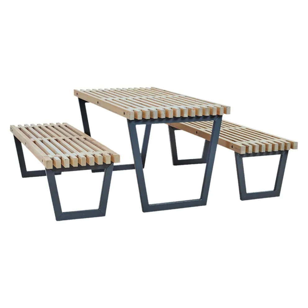 PLUS Lounge Siesta Sale