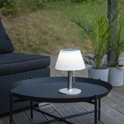 Star Trading Outdoor Tischleuchte Solar Solia chromfarbig