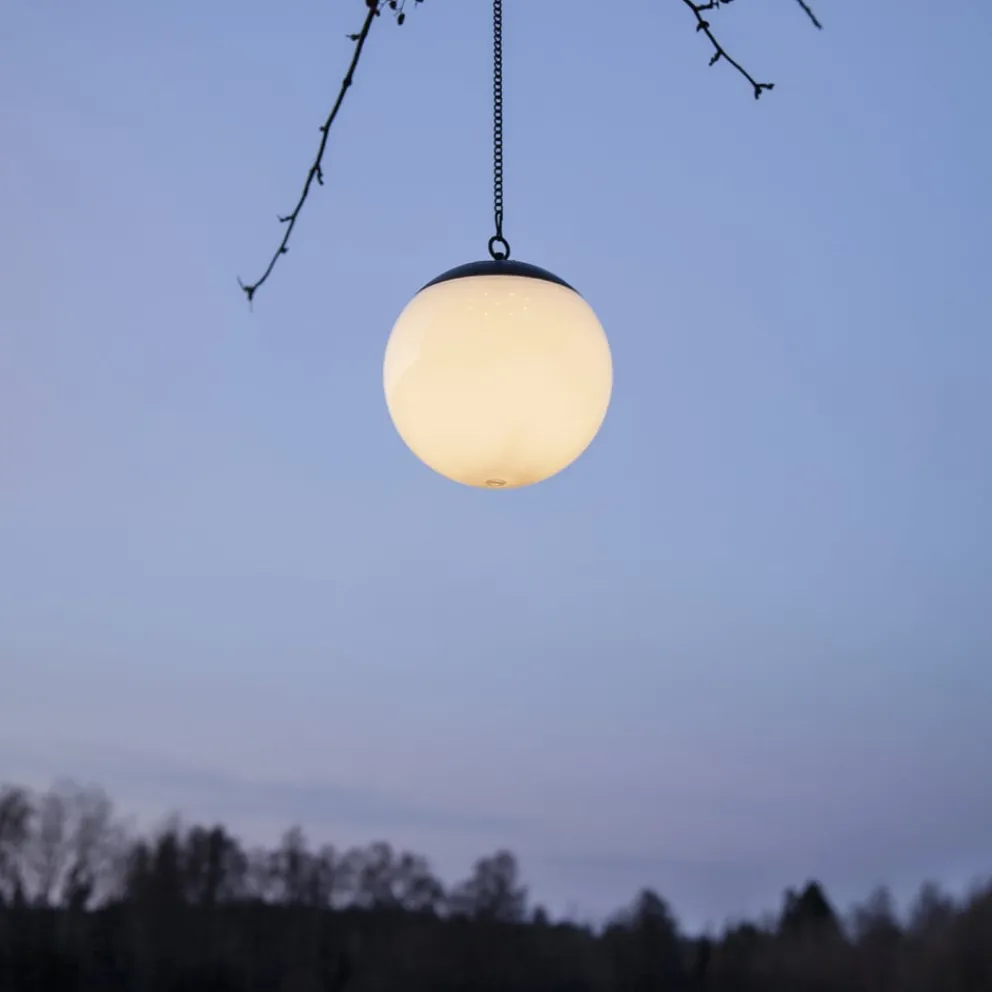 Star Trading Solarleuchte Globus weiss